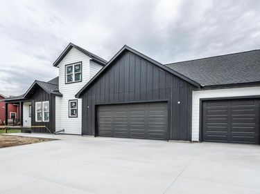 29190 Cynthia Path, Randolph, MN 55065