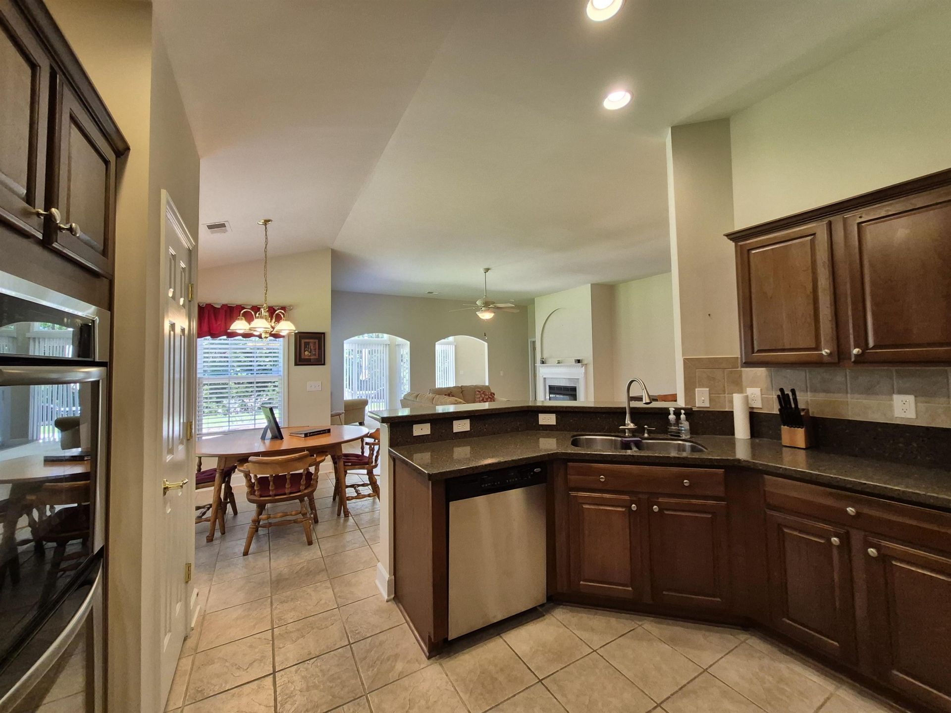 900 Helms Way  Photo 10