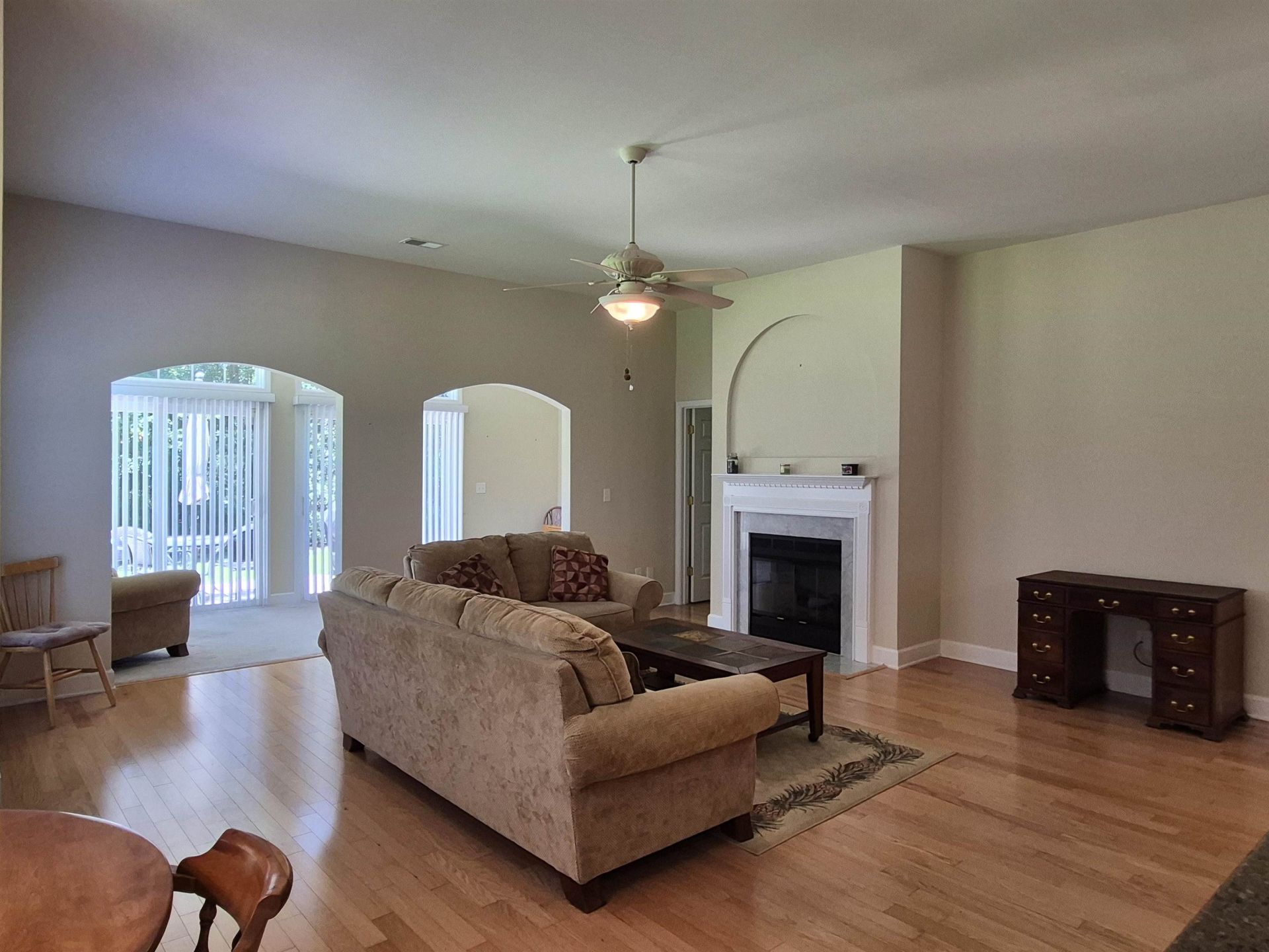 900 Helms Way  Photo 6