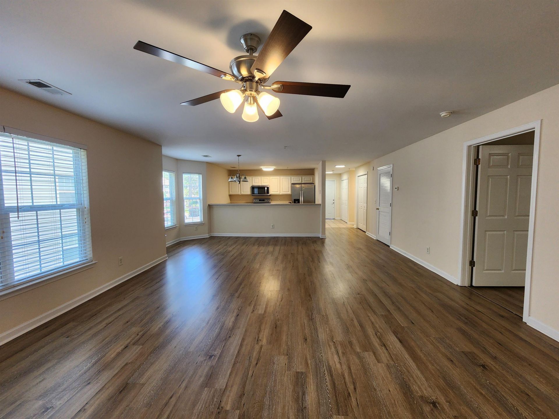 4846 Meadowsweet Dr.  Photo 18