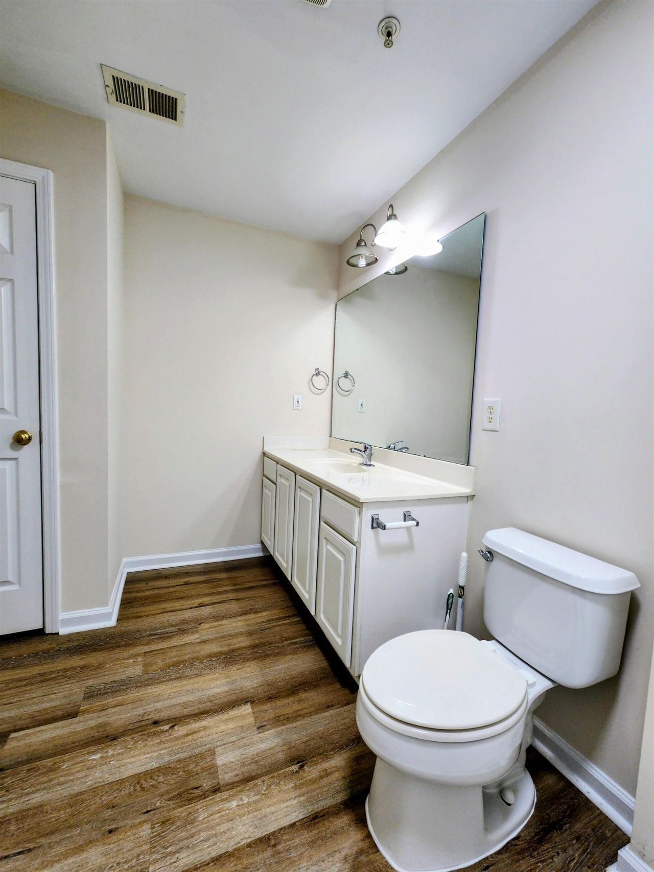 4846 Meadowsweet Dr.  Photo 29