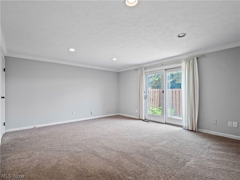 19301 Puritas Avenue, Cleveland, OH 44135 Photo 11