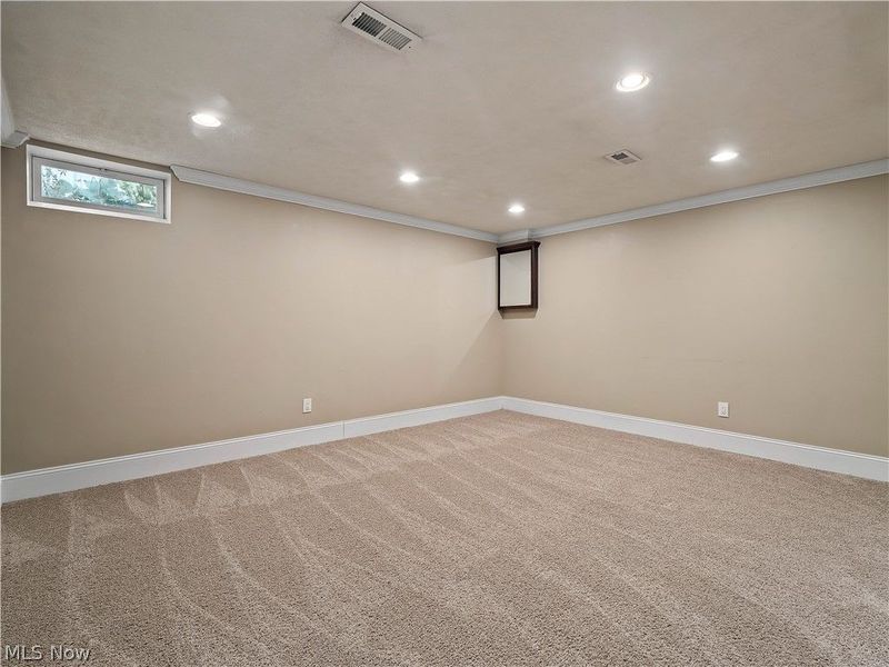 19301 Puritas Avenue, Cleveland, OH 44135 Photo 21