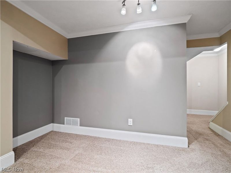 19301 Puritas Avenue, Cleveland, OH 44135 Photo 22