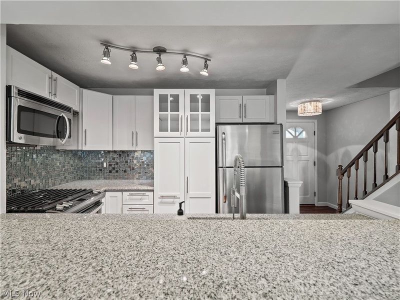 19301 Puritas Avenue, Cleveland, OH 44135 Photo 5