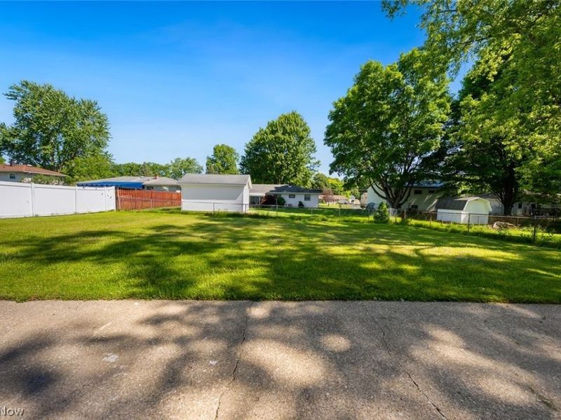 4542 Plumbrook Drive, Canfield, OH 44406 Photo 26