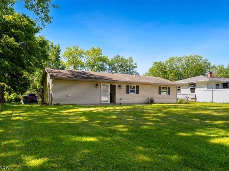 4542 Plumbrook Drive, Canfield, OH 44406 Photo 27