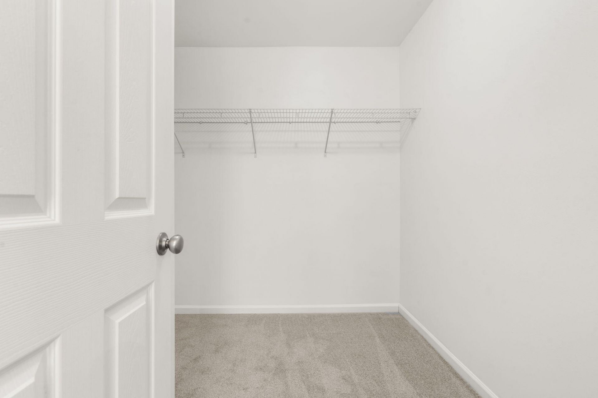 111 Larissa Drive Photo 28