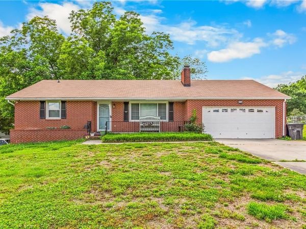 3836 Old Lexington Road , Winston-Salem, NC 27107
