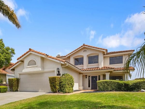 1892 White Birch Dr , Vista, CA 92081
