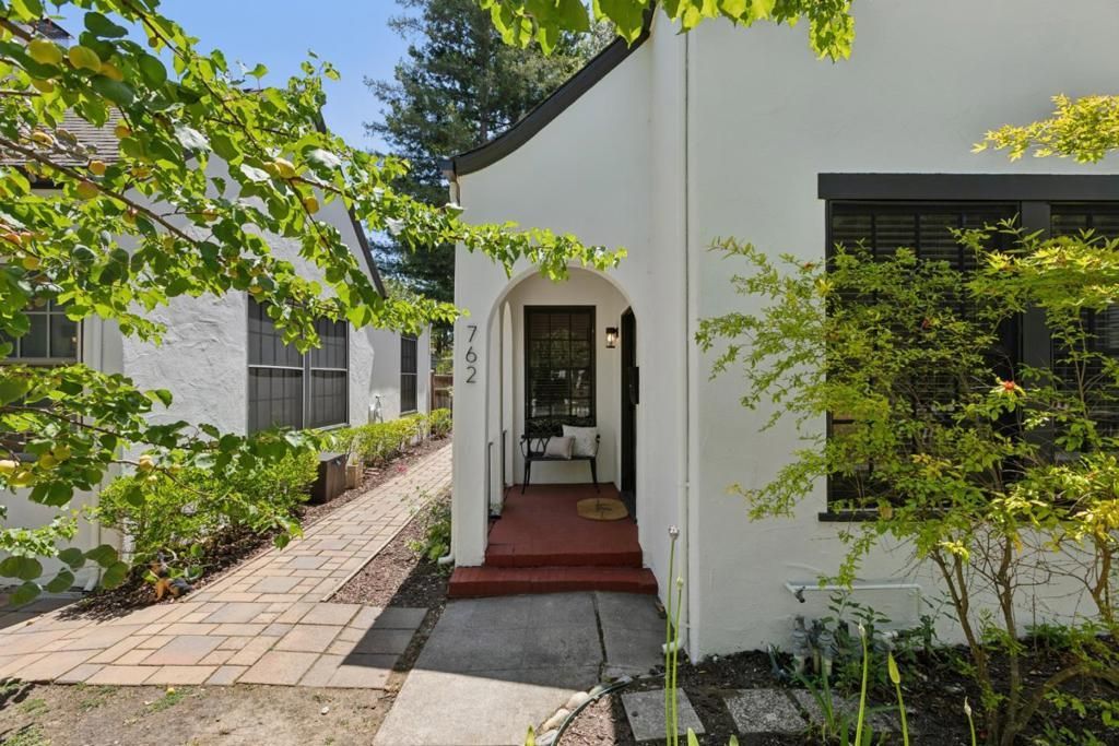 762766 Hamilton Avenue , Palo Alto, CA 94301 Main Photo