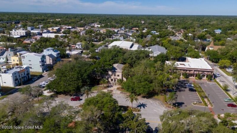 2631 Fairfax Avenue , New Smyrna Beach, FL 32168 Photo