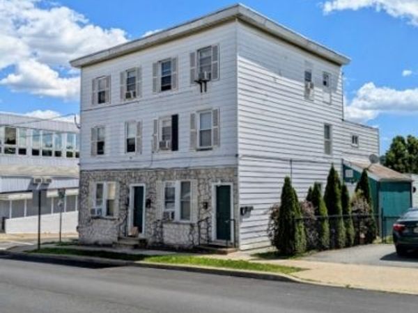 268 Chambers St, Unit 1, Phillipsburg, NJ 08865