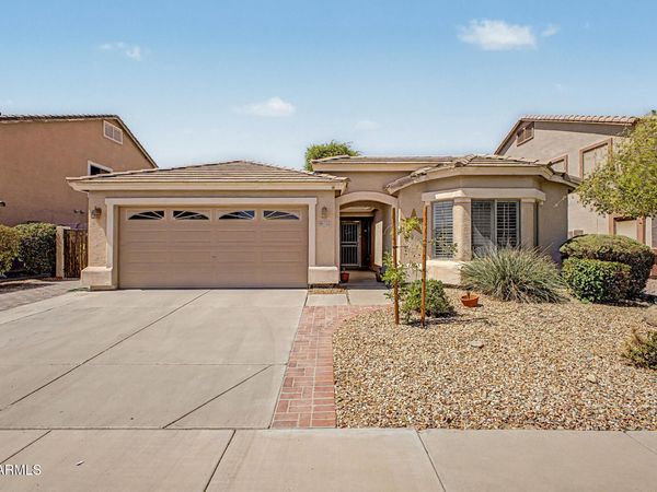17212 W ASHLEY Drive, Goodyear, AZ 85338