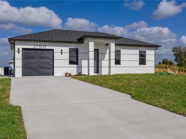 2700 49th ST SW, LEHIGH ACRES, FL 33976