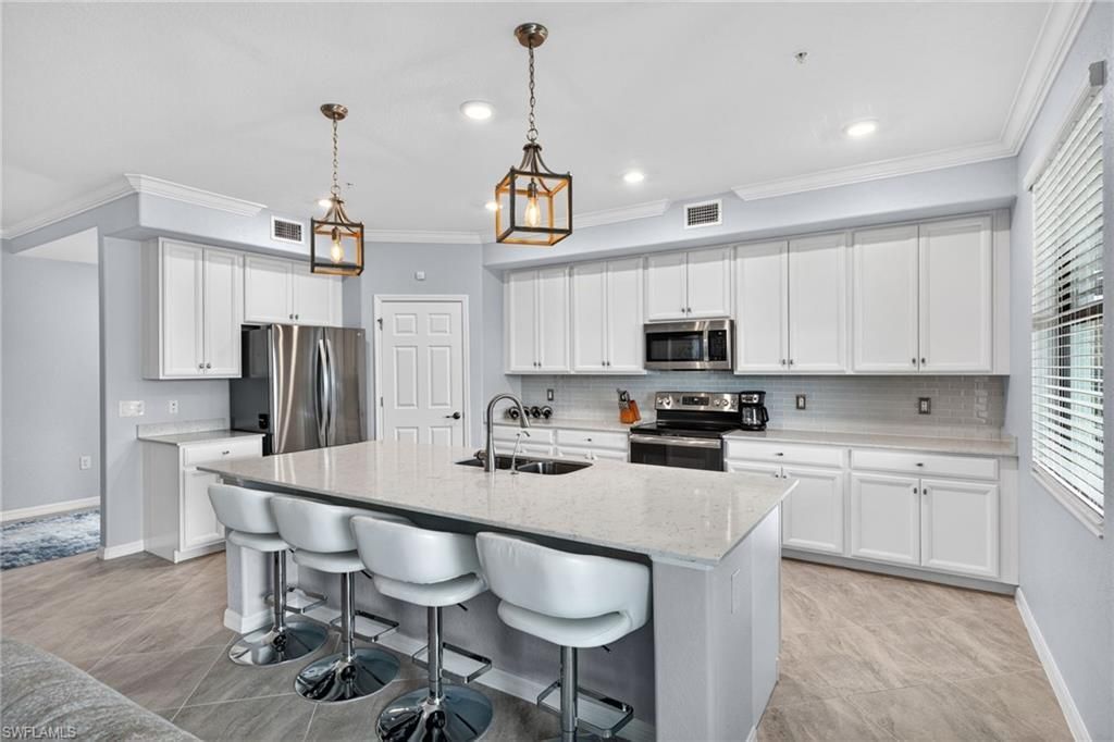 12020 Hawthorn Lake Dr, Unit 101, Fort Myers, FL 33913 Photo