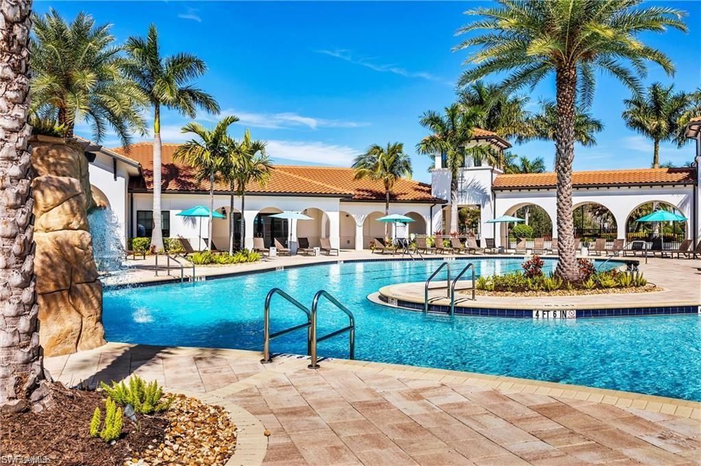 12020 Hawthorn Lake Dr, Unit 101, Fort Myers, FL 33913 Photo