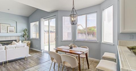 8406 Kingmont Way, Elk Grove, CA 95624 Photo