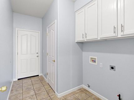 8406 Kingmont Way, Elk Grove, CA 95624 Photo