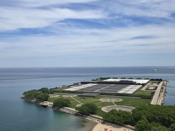 600 N Lake Shore Drive, Unit 2411, Chicago, IL 60611