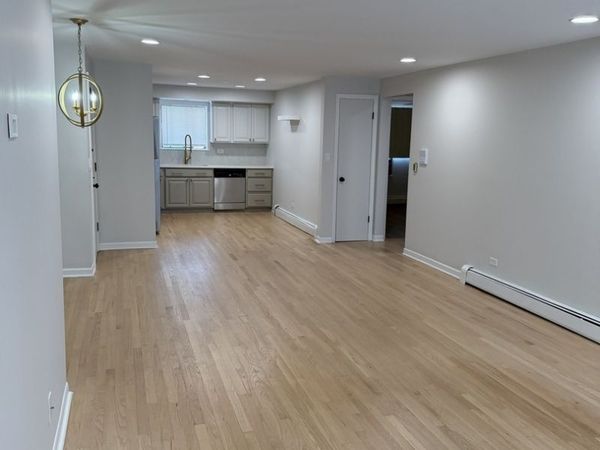 5357 N Delphia Avenue, Unit 357, Chicago, IL 60656