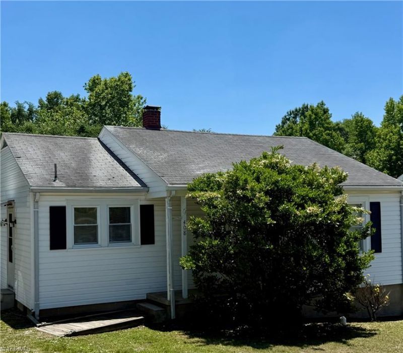 408 Hasty School Road , Thomasville, NC 27360 Main Photo