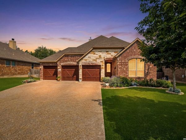 526 Mission Hill Run, New Braunfels, TX 78132
