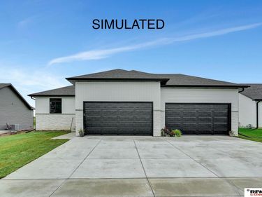 951 W Avondale Street, Lincoln, NE 68523