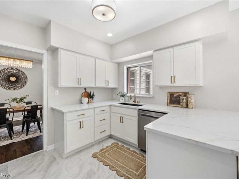 3659 Riedham Road, Shaker Heights, OH 44120 Photo 11