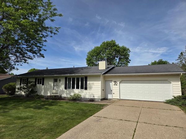406 S HAWTHORNE AVENUE, Marshfield, WI 54449
