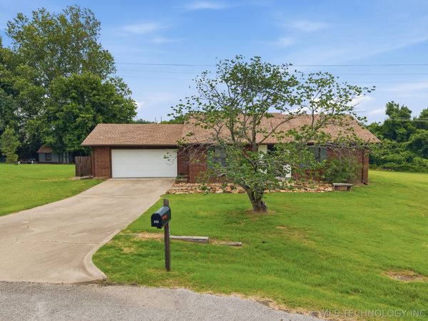 403 S 208th West Avenue, Sand Springs, OK 74063