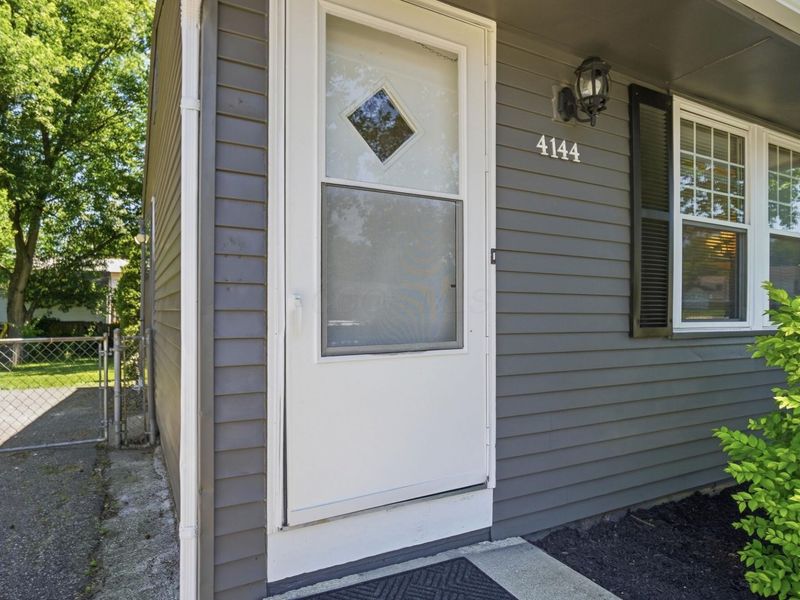 4144 Clayridge Lane , Columbus, OH 43224 Photo 3