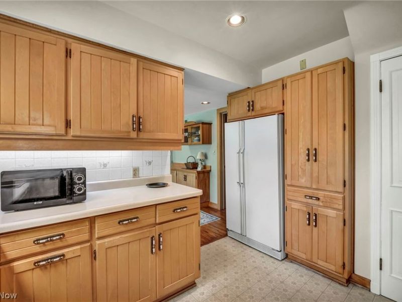 21439 Claythorne Road, Shaker Heights, OH 44122 Photo 15
