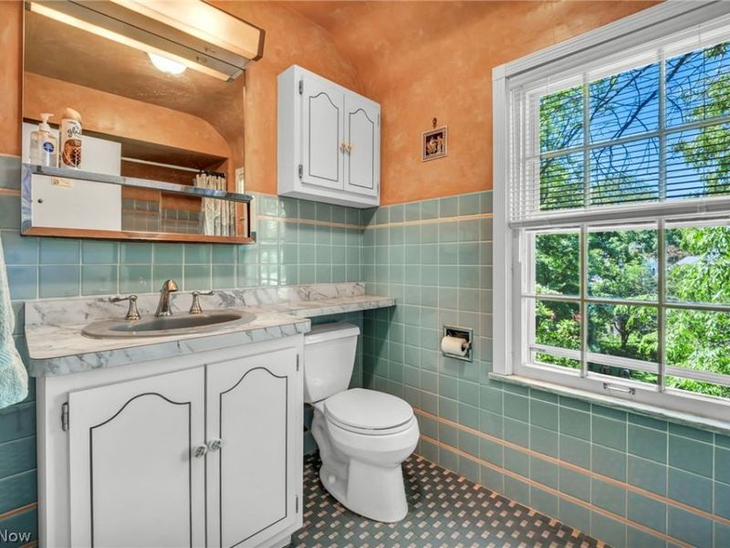 21439 Claythorne Road, Shaker Heights, OH 44122 Photo 31