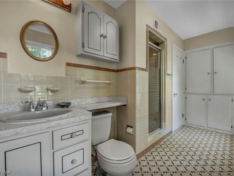 21439 Claythorne Road, Shaker Heights, OH 44122 Photo 33