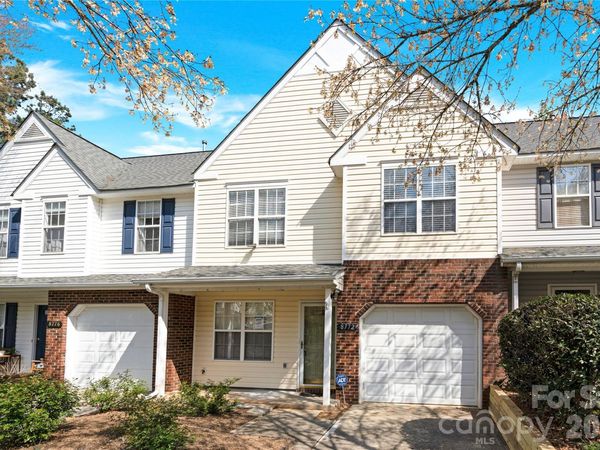 8772 Robinson Forest Drive , Charlotte, NC 28277