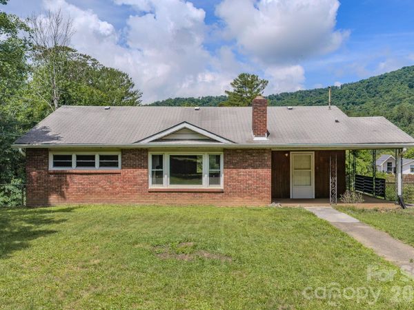 456 Lower Grassy Branch Road , Asheville, NC 28805