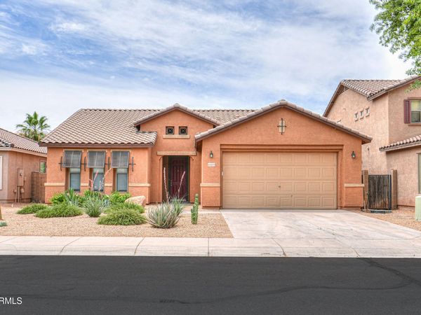 45519 W MORNING VIEW Lane, Maricopa, AZ 85139