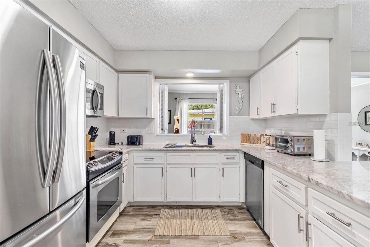 4904 19th Avenue W, Bradenton, FL 34209 Photo