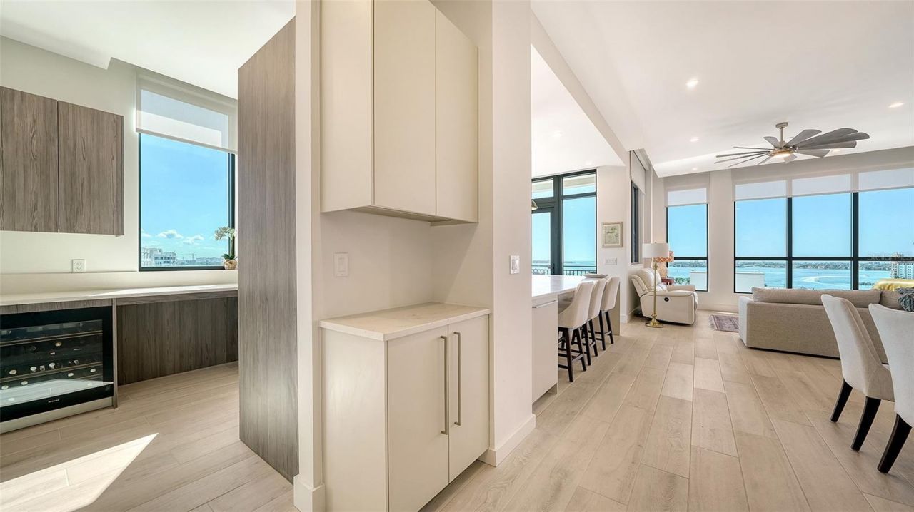 33 S Palm Avenue, Unit 901, Sarasota, FL 34236 Photo