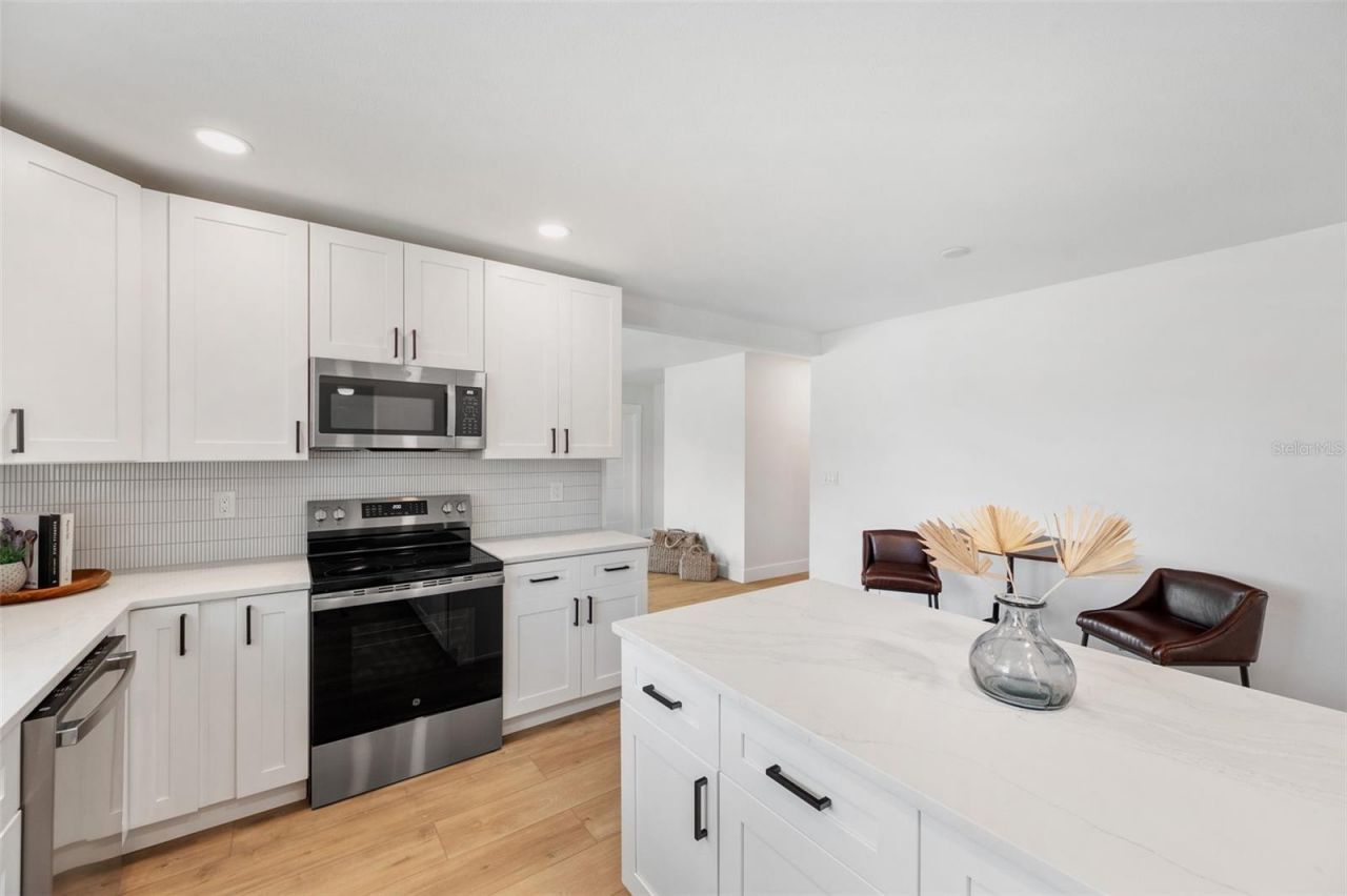 1401 49th Street N, Saint Petersburg, FL 33710 Photo