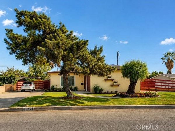 25421 Los Flores Drive , San Bernardino, CA 92404