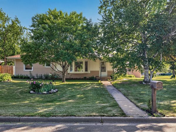 7846 Gresham Lane S, Cottage Grove, MN 55016