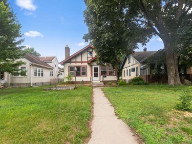 3034 45th Avenue S, Minneapolis, MN 55406