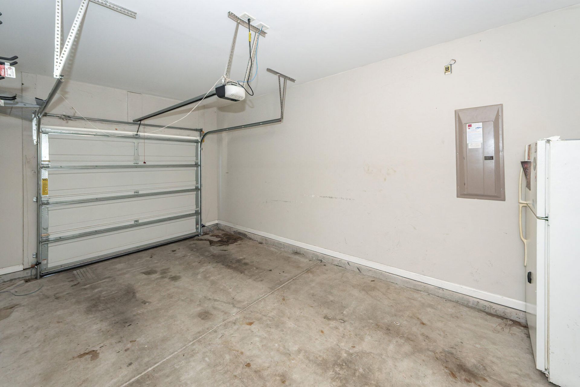 484 Truman Drive Photo 21