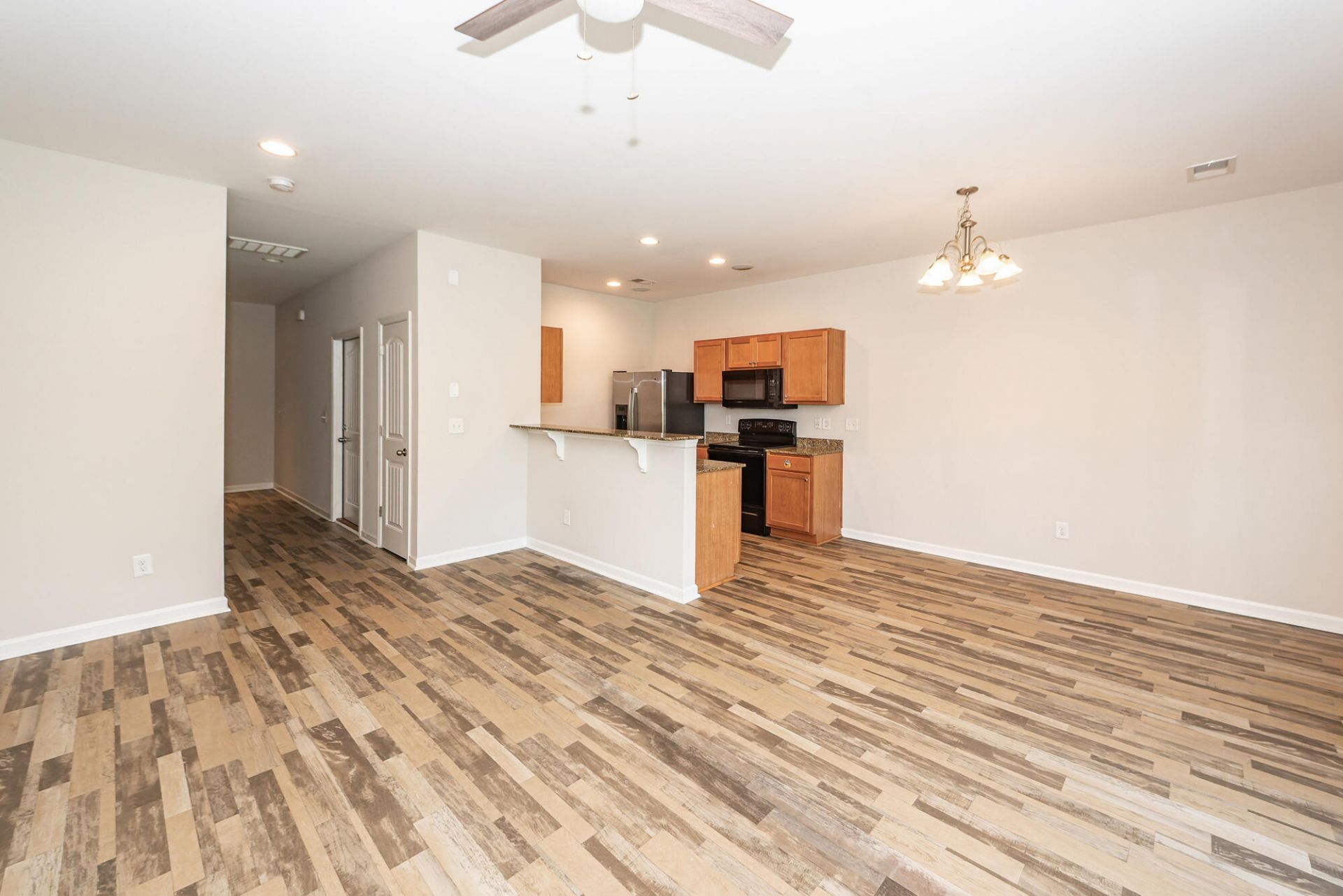 484 Truman Drive Photo 24