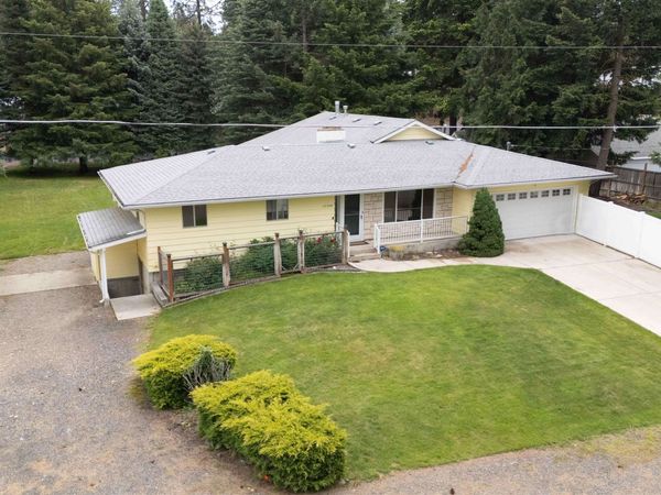 17704 N Hilltop Rd, Colbert, WA 99005