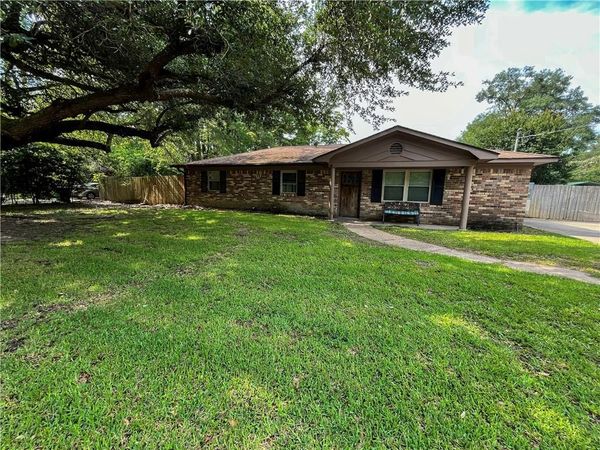 1031 Martha Alleyn Drive, Saraland, AL 36571