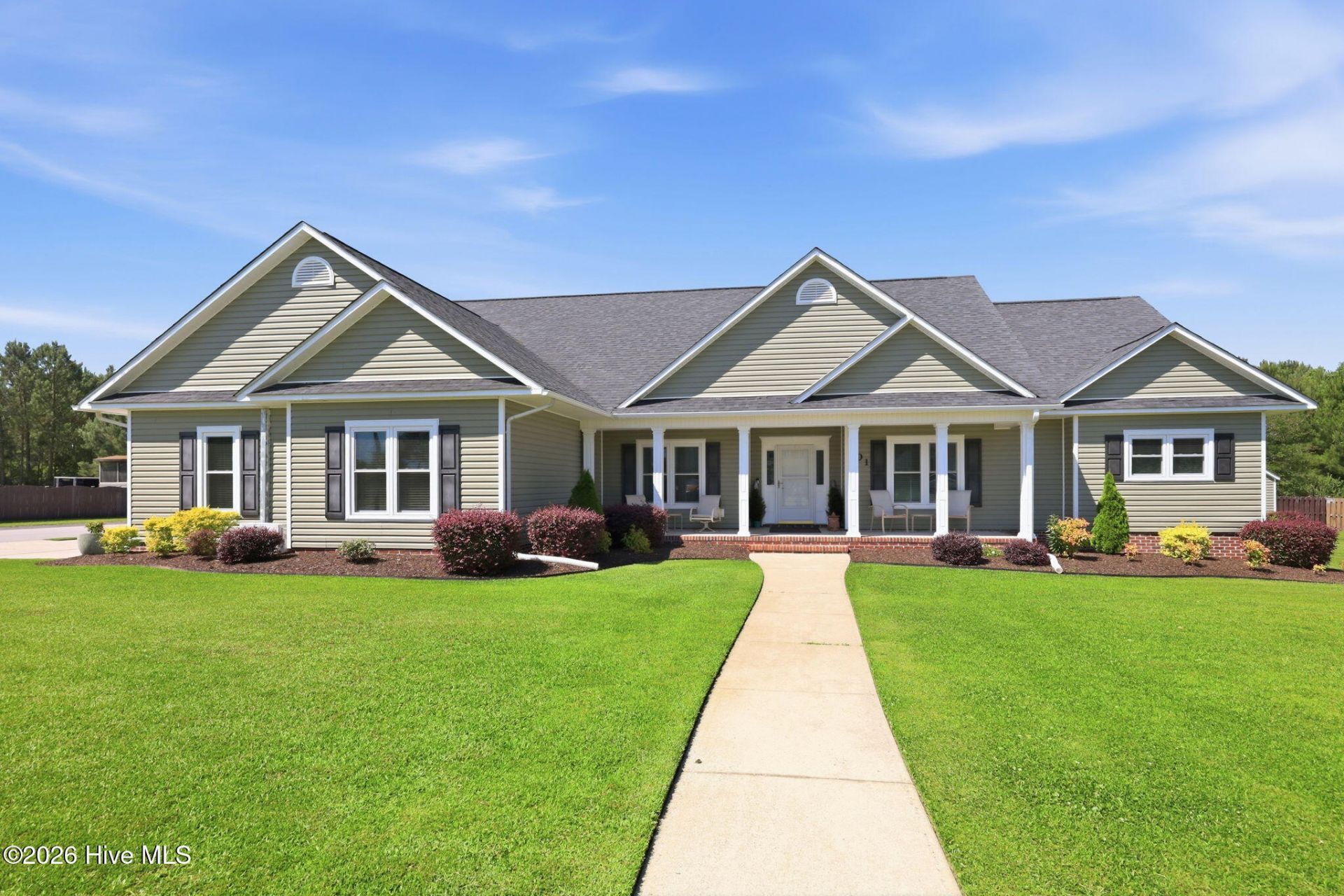 201 Brant Court, Swansboro, NC 28584 Main Photo