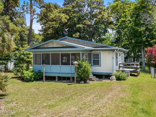 504 36th Avenue S, North Myrtle Beach, SC 29582
